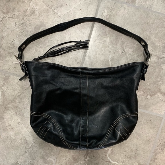 Coach Handbags - Coach hobo bag